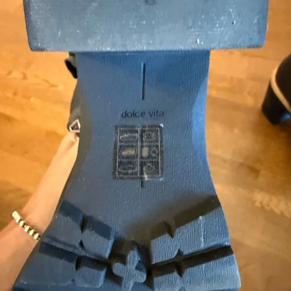 Dolce Vita Black Leather Boots - Picture 8 of 8